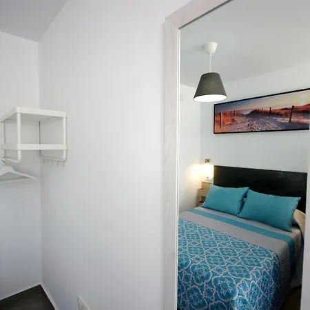 Livingtarifa Atico Teide شقة